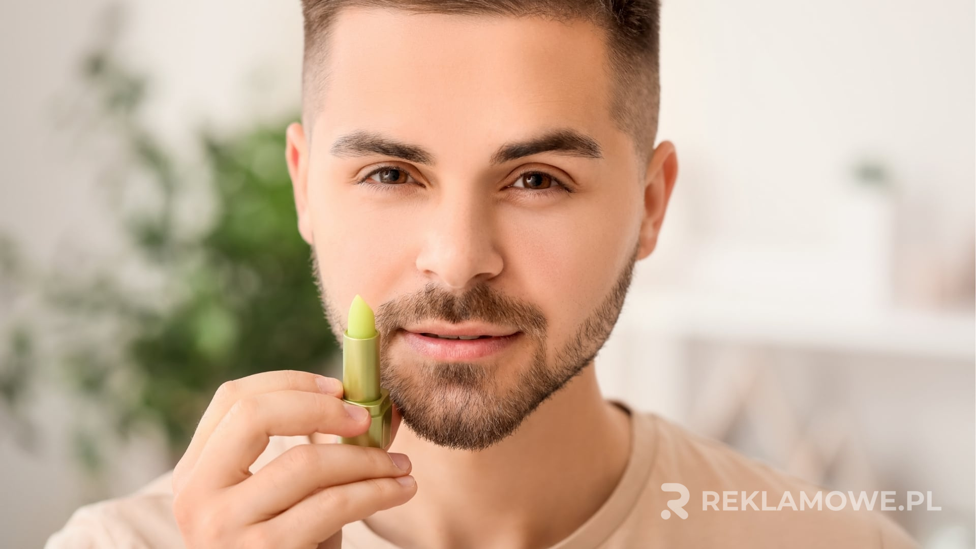 Pomadka reklamowa zwiększająca rozpoznawalność marki